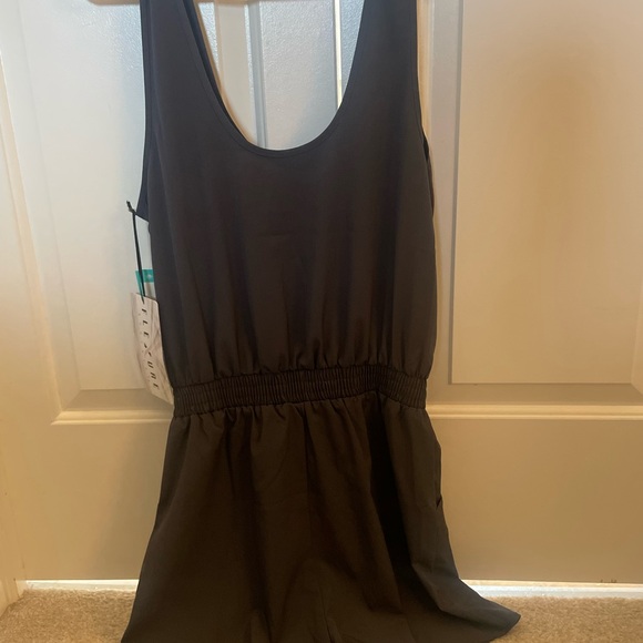 Jumper - Picture 2 of 3